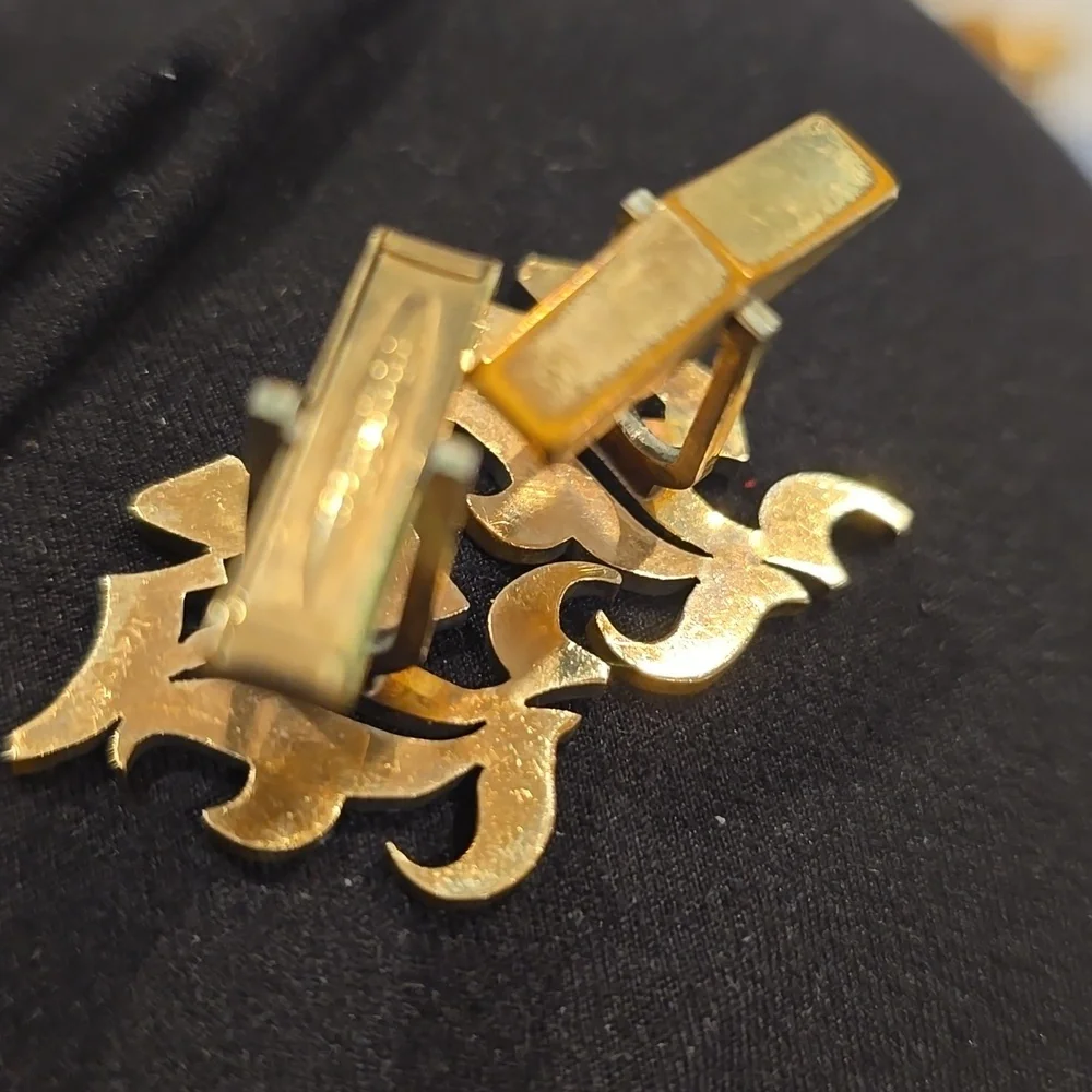 ❤️5/$25 Olde English Cufflinks Gold Filled Vintage